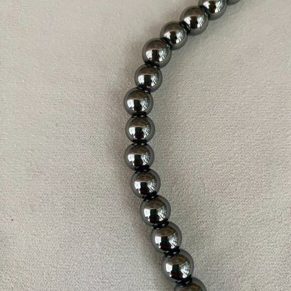 Hematite Bead Necklace, 18" - Picture 4 of 8